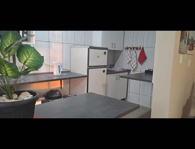 3 BEDROOM HOUSE FOR SALE IN FLORA GARDENS